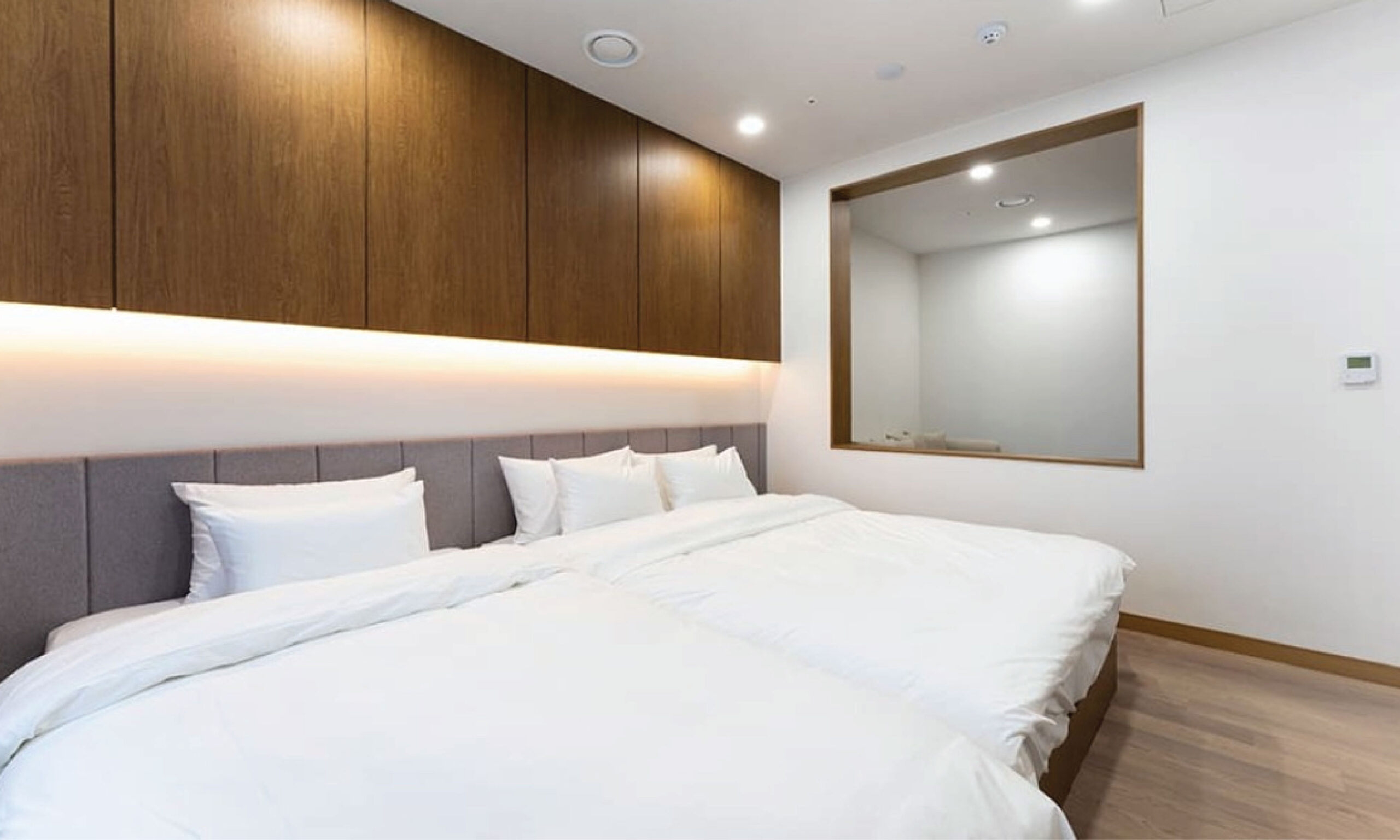 ROOM b-67