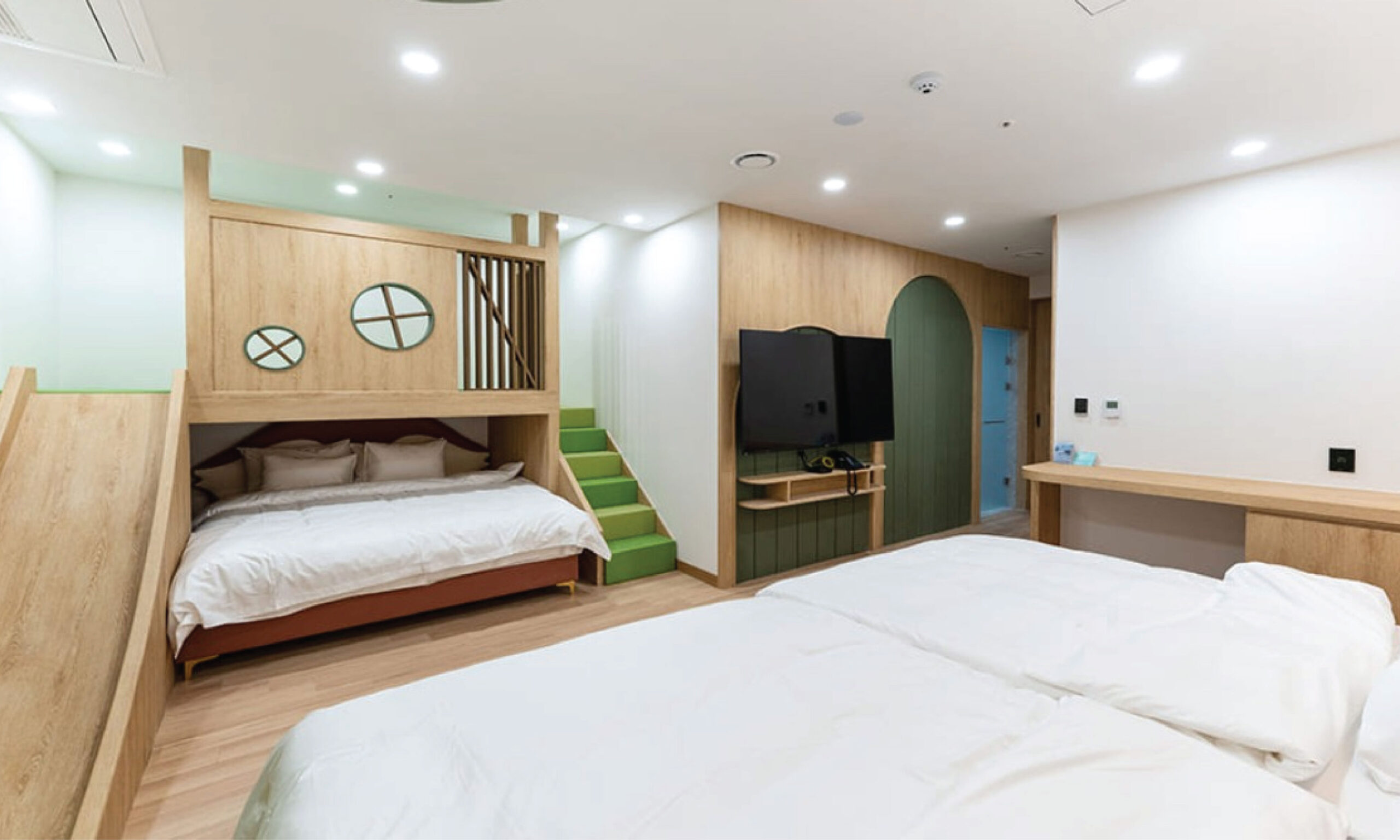 ROOM g-69