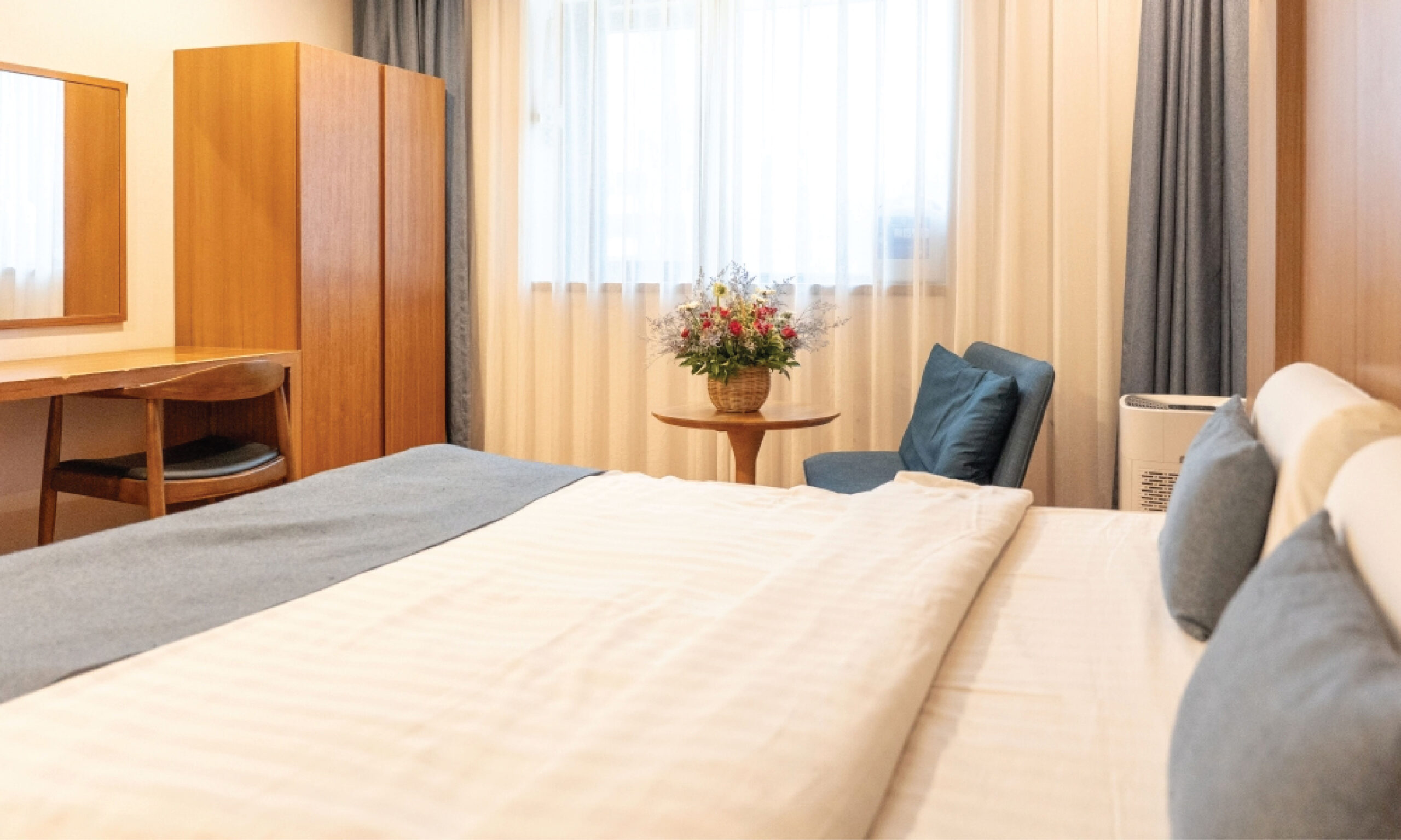ROOM l-69