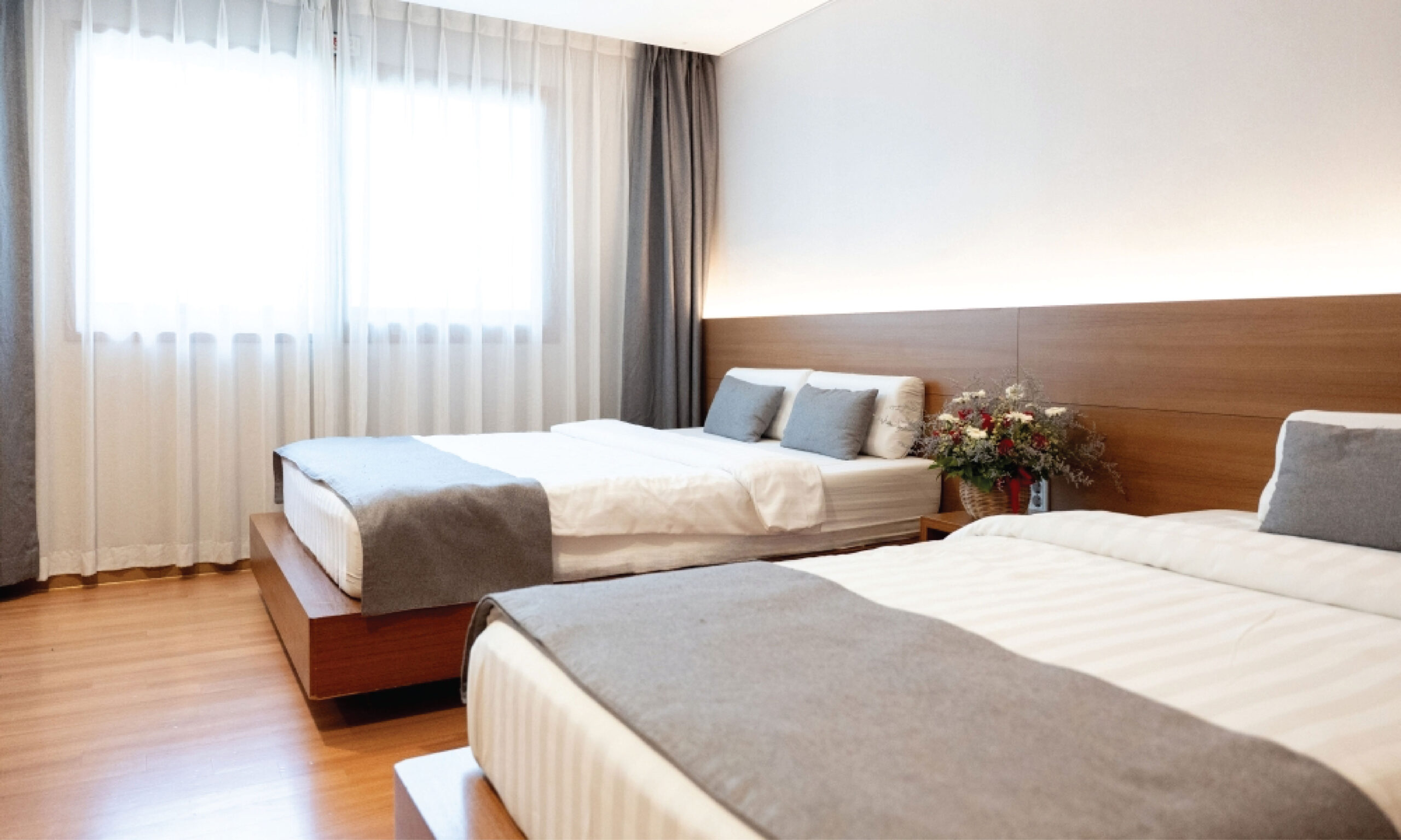 ROOM m-67