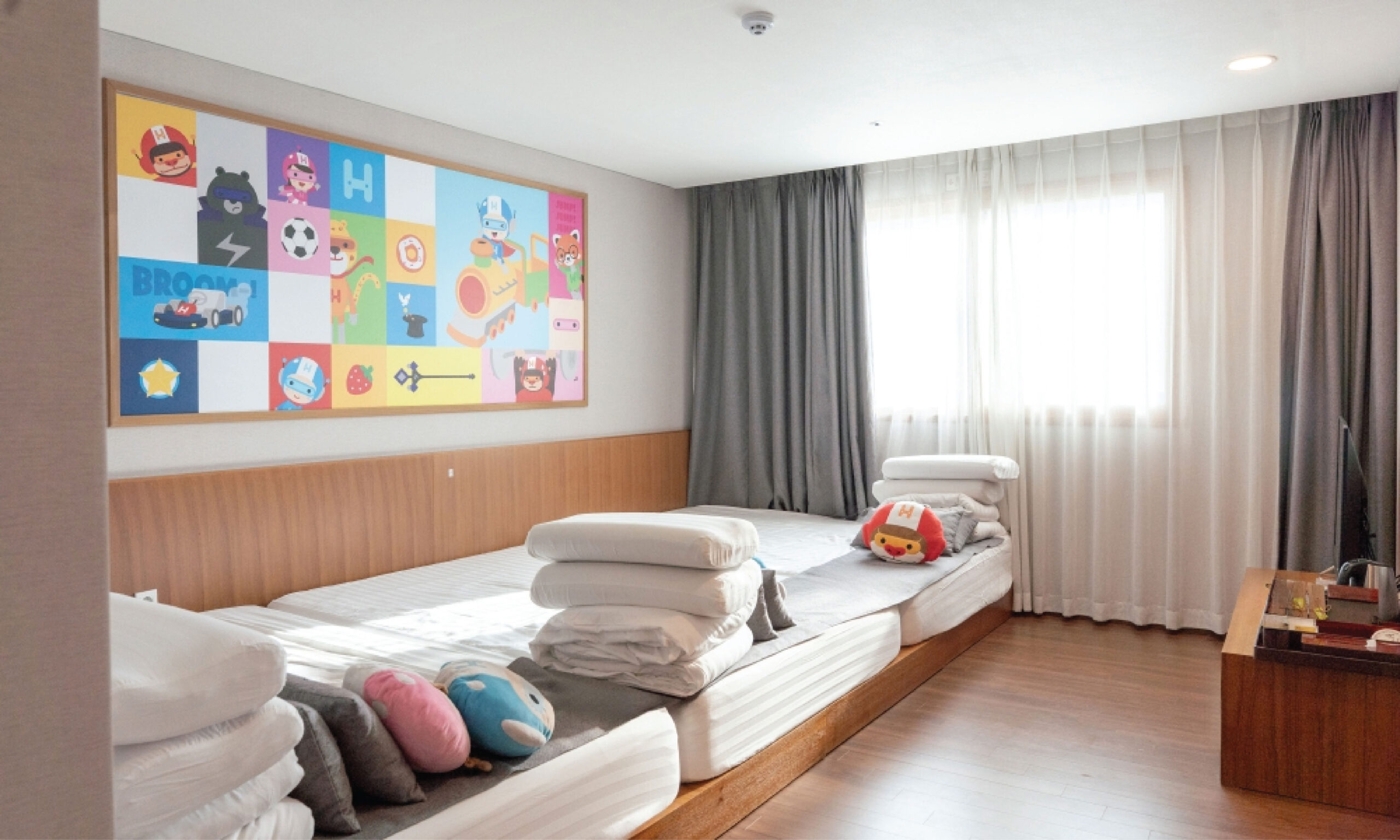 ROOM p-68